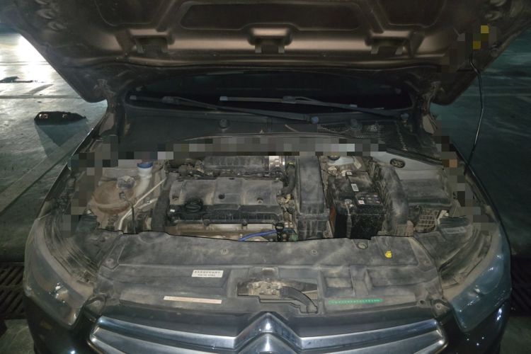 Used Citroen Elysee 2014 1.6L Automatic Fashion Model Engine Bay