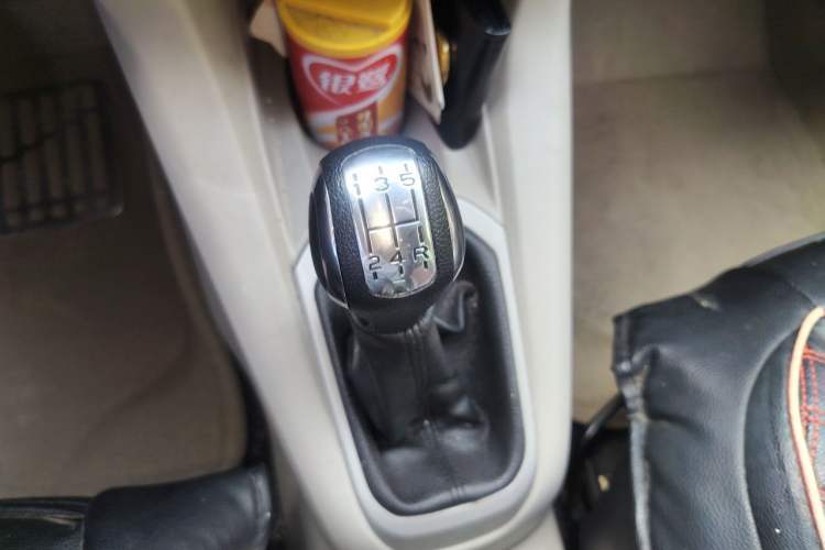 Used Citroen Elysee 2014 1.6L Manual Fashion Edition Gear Lever