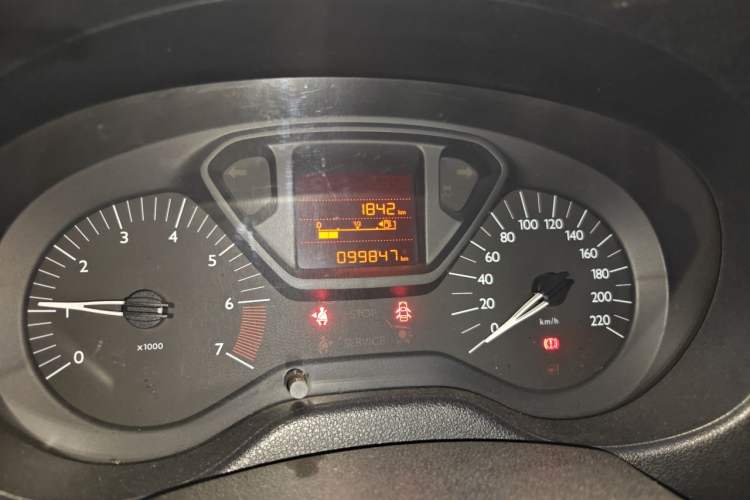 Used Citroen Elysee 2014 1.6L Manual Fashion Edition Odometer Close Up