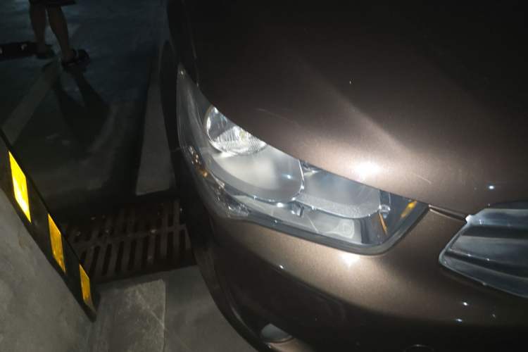 Used Citroen Elysee 2014 1.6L Automatic Fashion Model Right Front Headlight