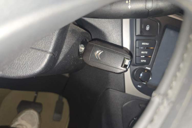 Used Citroen Elysee 2014 1.6L Automatic Fashion Model Vehicle Key