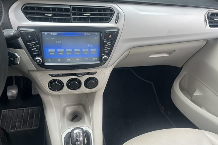 Used Citroen Elysee 2014 1.6L Manual Fashion Edition Audio And AC Panel