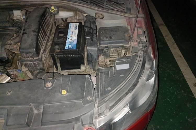 Used Citroen Elysee 2014 1.6L Automatic Fashion Model Engine Bay Left