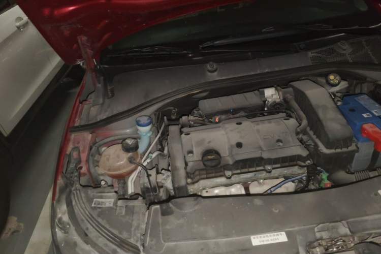 Used Citroen Elysee 2014 1.6L Automatic Comfort Model Engine Bay Right
