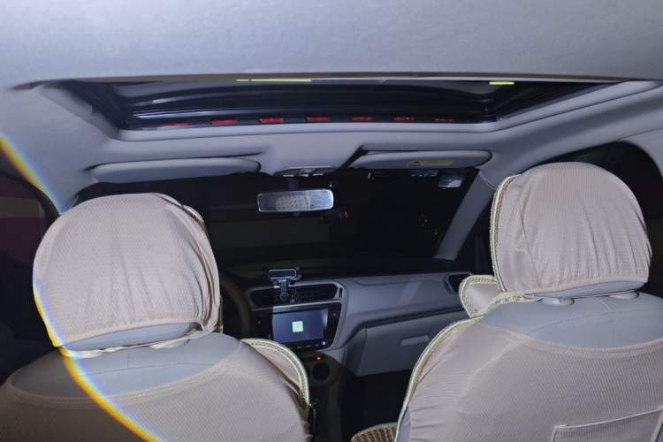 Used Citroen Elysee 2014 1.6L Automatic Comfort Model Headliner