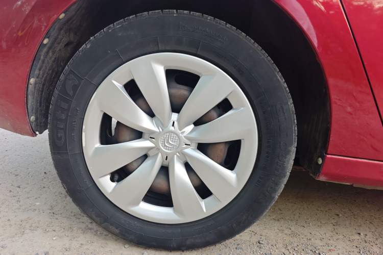 Used Citroen Elysee 2014 1.6L Manual Fashion Edition Left Front Wheel Hub