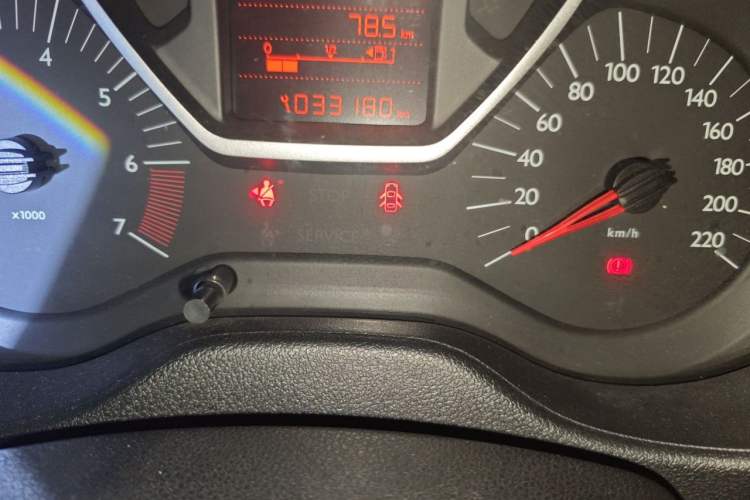 Used Citroen Elysee 2014 1.6L Automatic Comfort Model Odometer Close Up