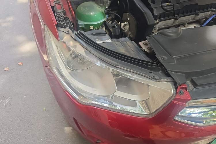 Used Citroen Elysee 2014 1.6L Manual Fashion Edition Right Front Headlight