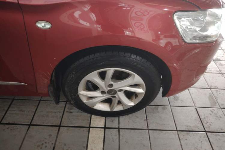 Used Citroen Elysee 2014 1.6L Manual Comfort Model Right Front Wheel Hub
