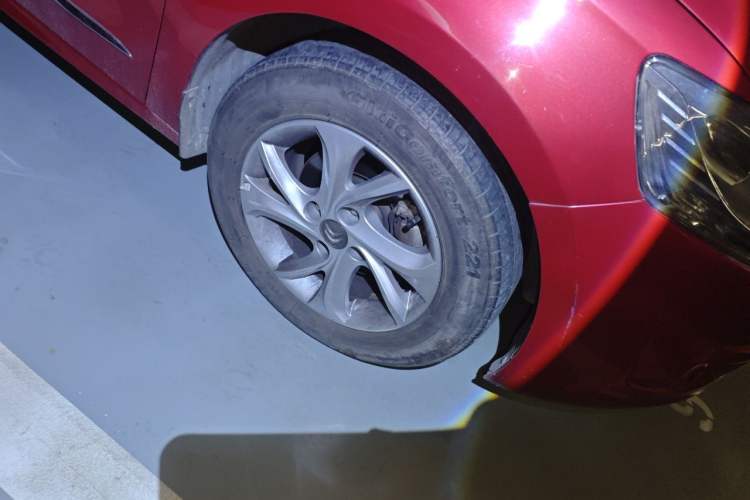 Used Citroen Elysee 2014 1.6L Automatic Comfort Model Right Front Wheel Hub