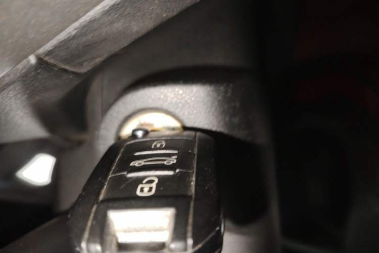 Used Citroen Elysee 2014 1.6L Manual Comfort Model Vehicle Key