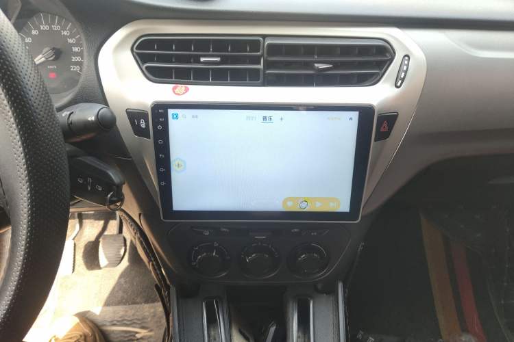 Used Citroen Elysee 2014 1.6L Manual Fashion Edition Audio And AC Panel
