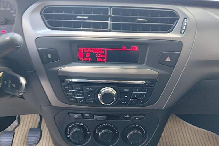 Used Citroen Elysee 2014 1.6L Manual Comfort Model Audio And AC Panel