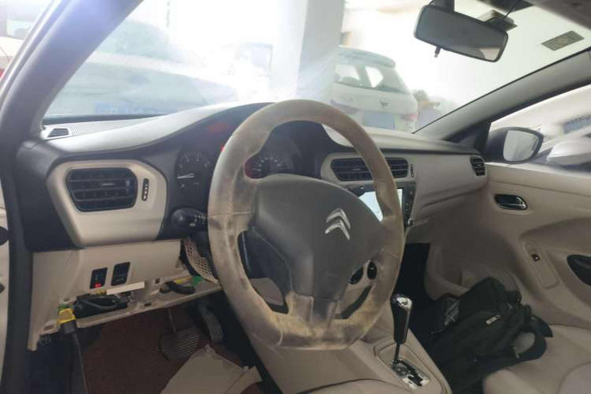 Used Citroen Elysee 2014 1.6L Automatic Fashion Model Center Console