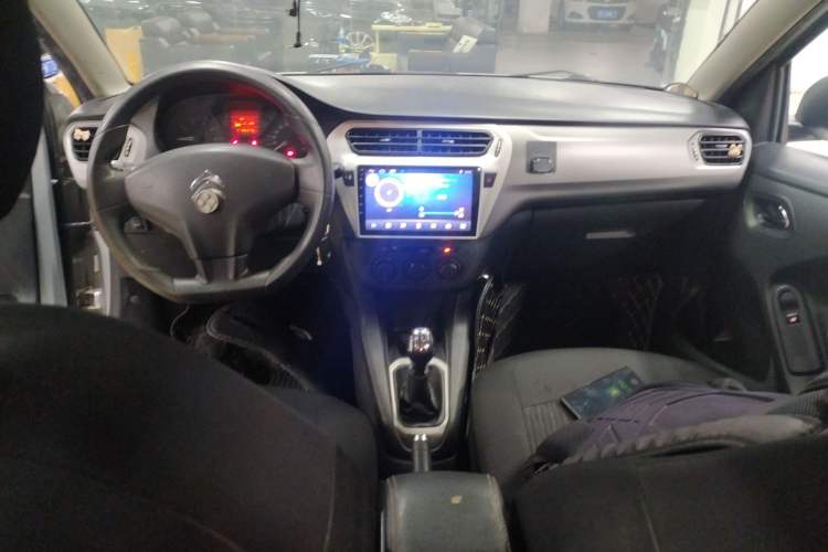 Used Citroen Elysee 2014 1.6L Manual Fashion Edition Center Console