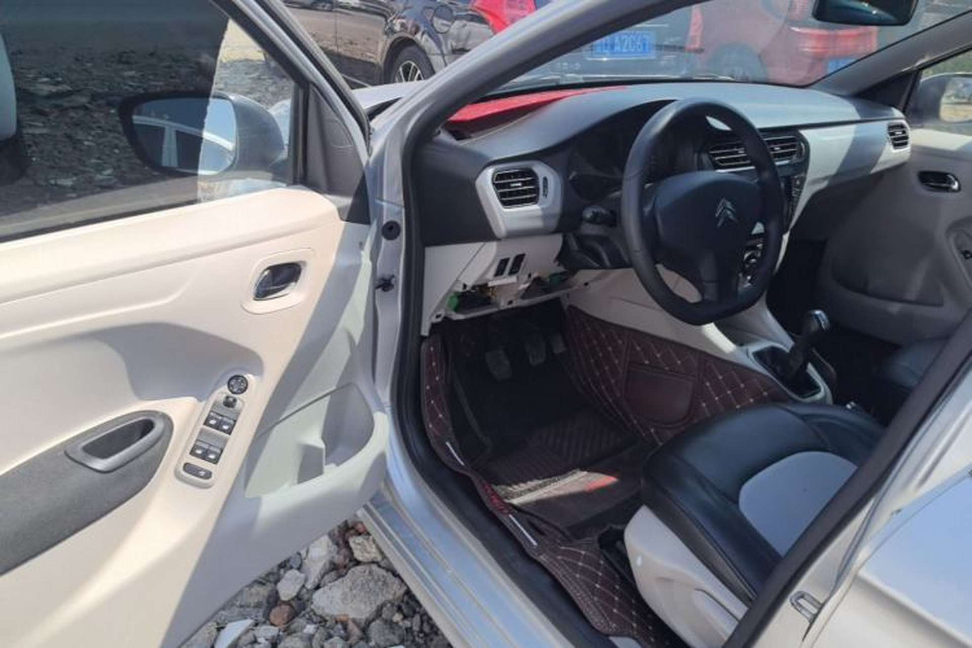 Used Citroen Elysee 2014 1.6L Manual Fashion Edition Driver Seat