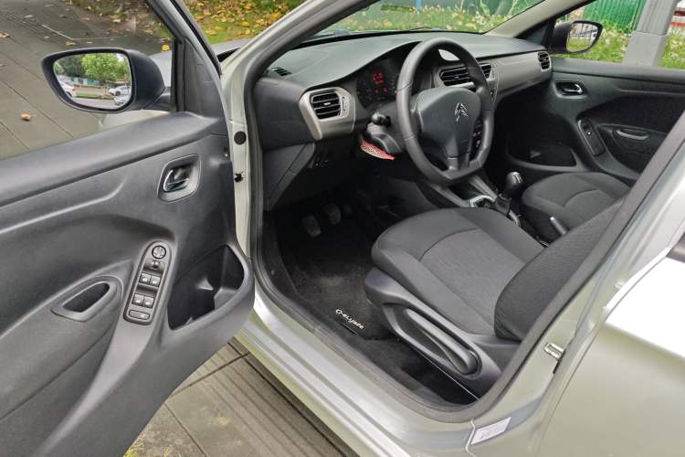 Used Citroen Elysee 2014 1.6L Manual Fashion Edition Driver Seat