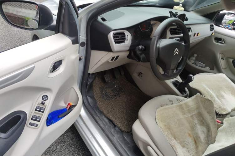 Used Citroen Elysee 2014 1.6L Manual Comfort Model Driver Seat