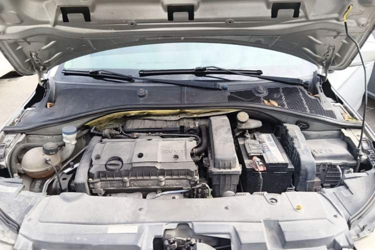 Used Citroen Elysee 2014 1.6L Manual Fashion Edition Engine Bay