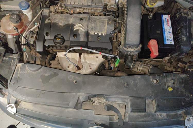 Used Citroen Elysee 2014 1.6L Manual Fashion Edition Engine Bay