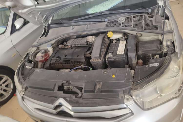Used Citroen Elysee 2014 1.6L Automatic Fashion Model Engine Bay