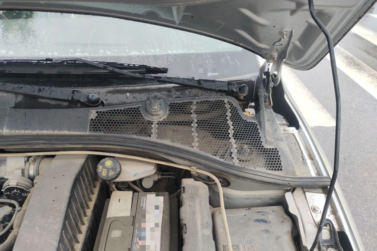Used Citroen Elysee 2014 1.6L Manual Fashion Model CNG Engine Bay Left