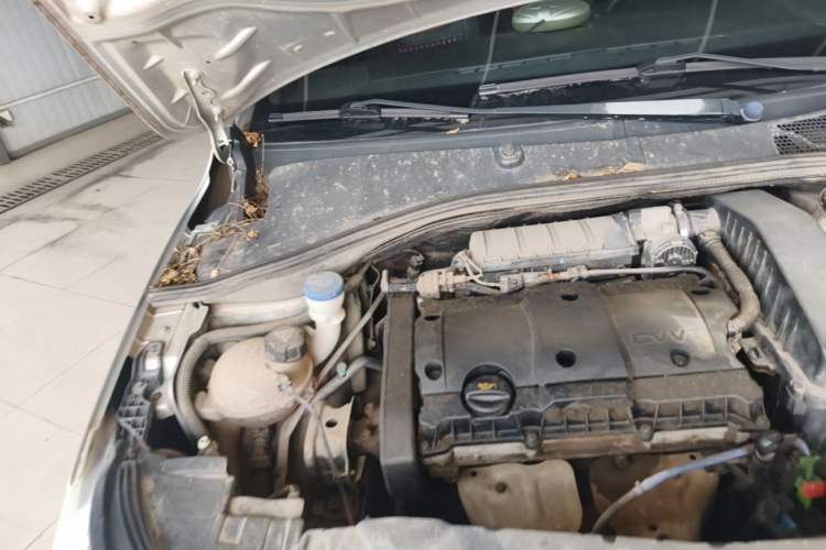 Used Citroen Elysee 2014 1.6L Manual Fashion Edition Engine Bay Right