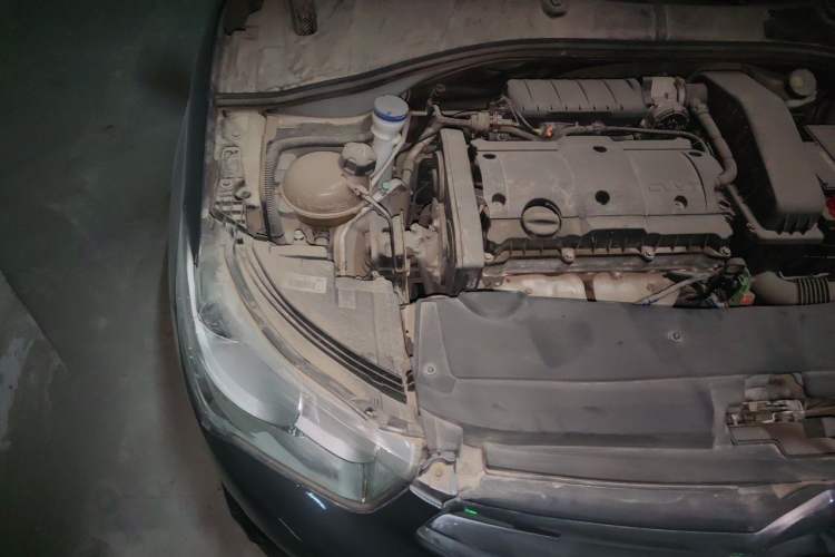 Used Citroen Elysee 2014 1.6L Automatic Comfort Model Engine Bay Right