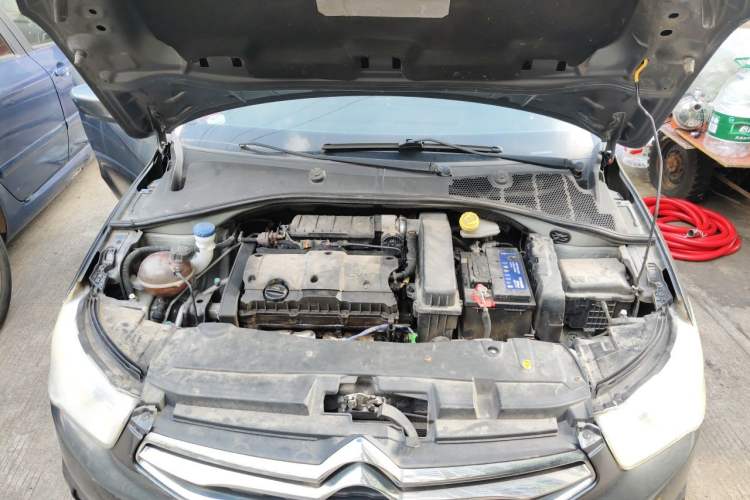 Used Citroen Elysee 2014 1.6L Manual Fashion Edition Engine Bay