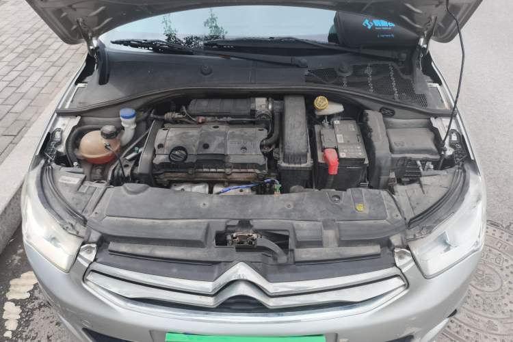 Used Citroen Elysee 2014 1.6L Manual Fashion Edition Engine Bay