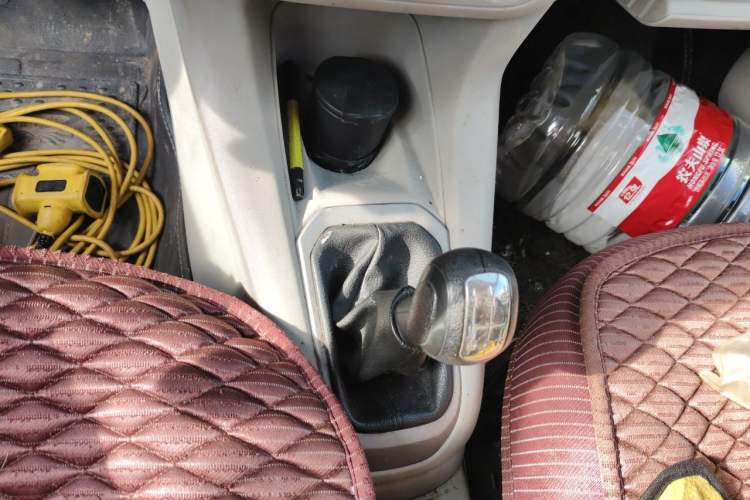 Used Citroen Elysee 2014 1.6L Manual Fashion Edition Gear Lever