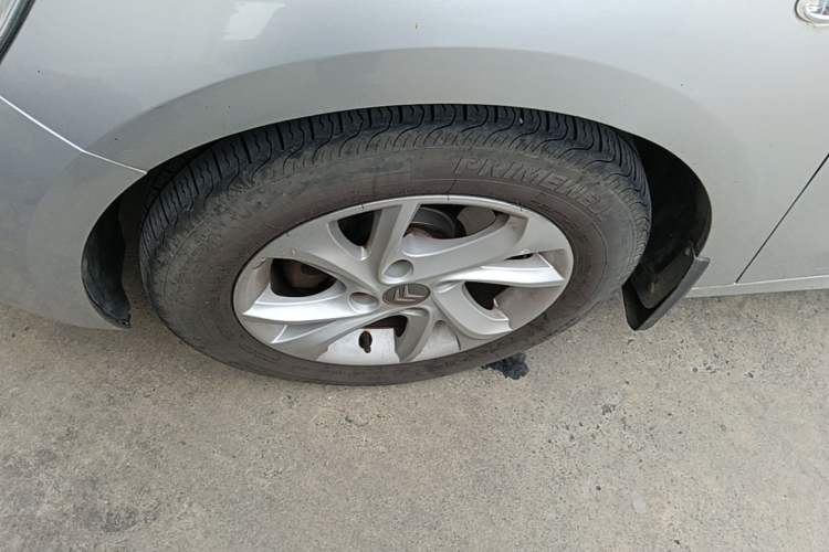 Used Citroen Elysee 2014 1.6L Manual Fashion Edition Left Front Wheel Hub