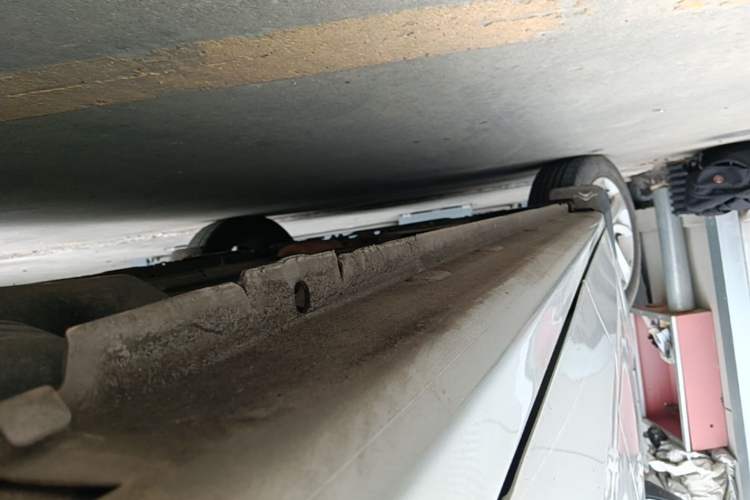 Used Citroen Elysee 2014 1.6L Manual Fashion Edition Left Side Sill