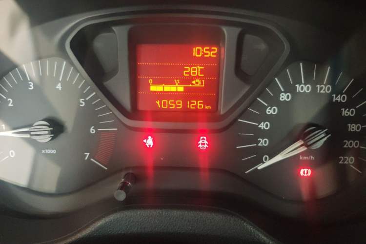 Used Citroen Elysee 2014 1.6L Manual Fashion Edition Odometer Close Up
