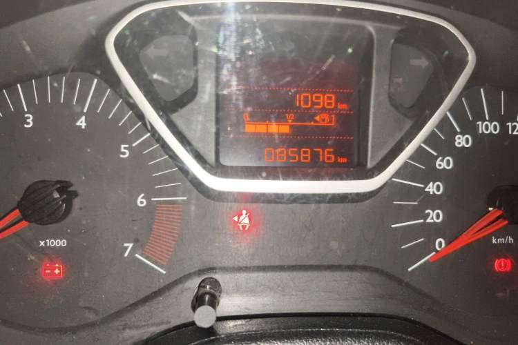 Used Citroen Elysee 2014 1.6L Manual Comfort Model Odometer Close Up
