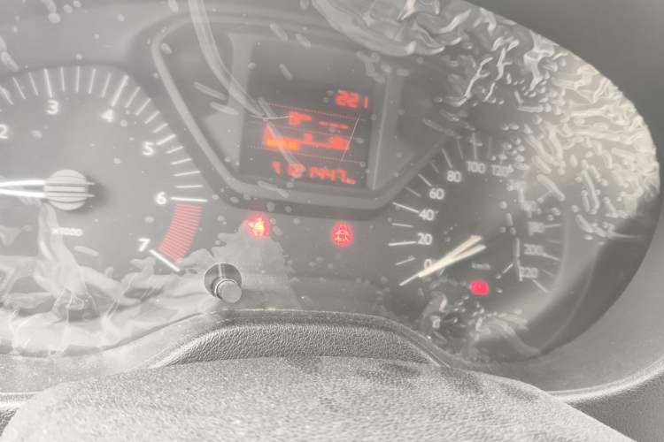 Used Citroen Elysee 2014 1.6L Manual Fashion Edition Odometer Close Up