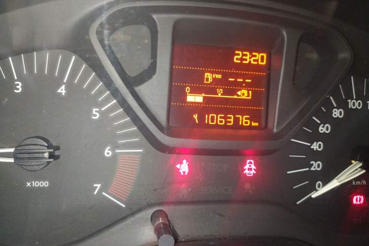 Used Citroen Elysee 2014 1.6L Manual Fashion Edition Odometer Close Up