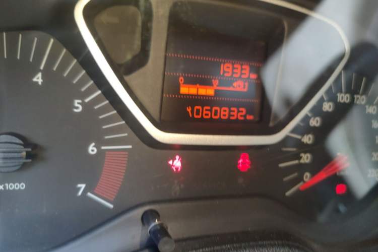 Used Citroen Elysee 2014 1.6L Manual Comfort Model Odometer Close Up
