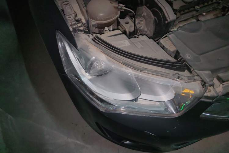 Used Citroen Elysee 2014 1.6L Automatic Comfort Model Right Front Headlight
