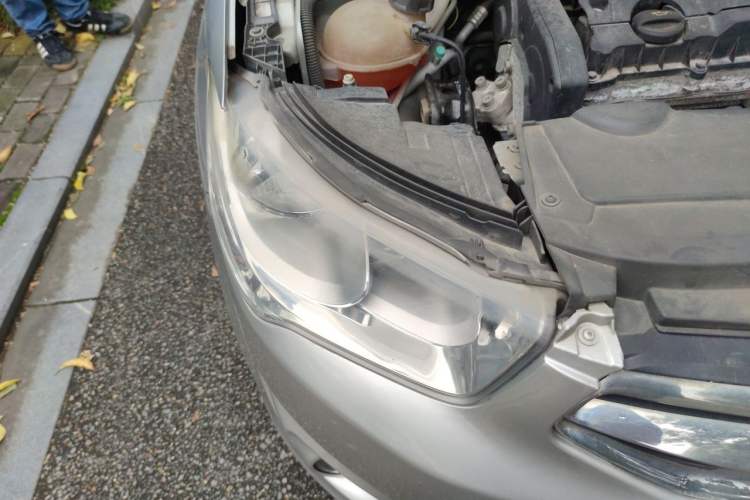 Used Citroen Elysee 2014 1.6L Manual Comfort Model Right Front Headlight