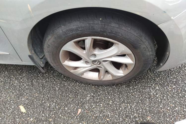 Used Citroen Elysee 2014 1.6L Manual Comfort Model Right Front Wheel Hub
