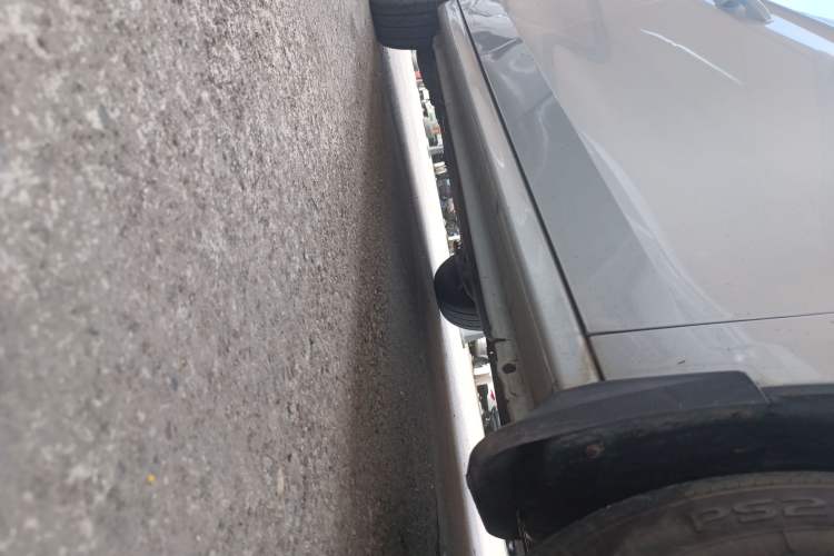 Used Citroen Elysee 2014 1.6L Automatic Fashion Model Right Side Sill
