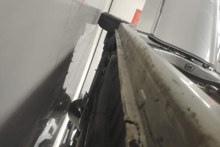 Used Citroen Elysee 2014 1.6L Manual Comfort Model Right Side Sill