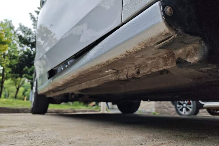 Used Citroen Elysee 2014 1.6L Manual Fashion Edition Right Side Sill