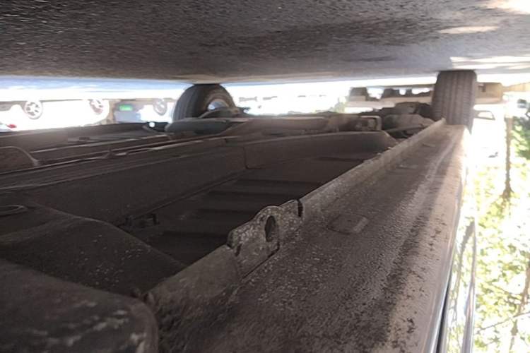 Used Citroen Elysee 2014 1.6L Manual Comfort Model Right Side Sill