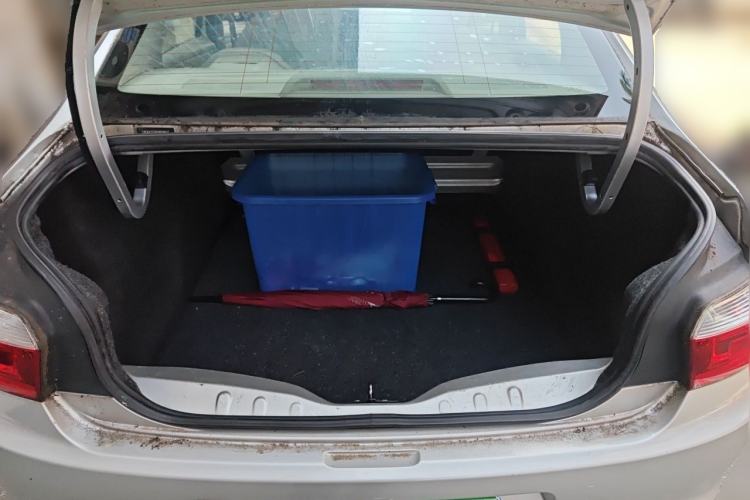 Used Citroen Elysee 2014 1.6L Manual Fashion Edition Trunk