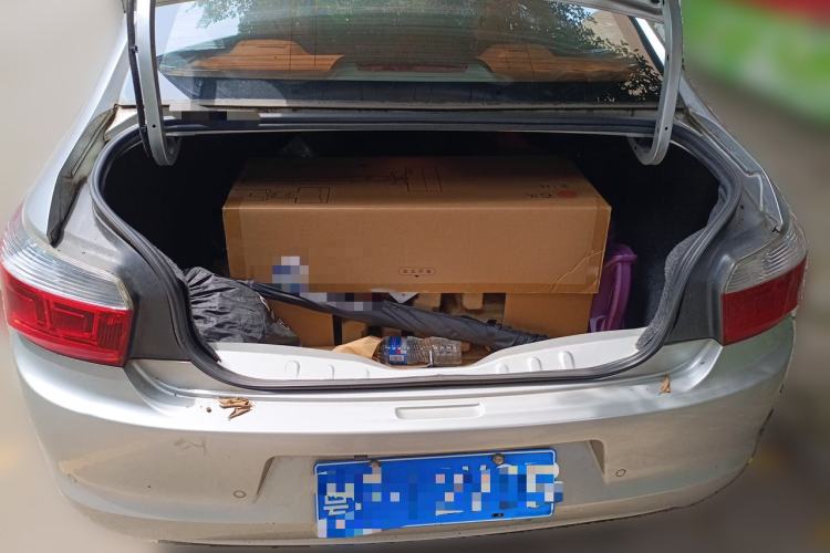 Used Citroen Elysee 2014 1.6L Automatic Fashion Model Trunk