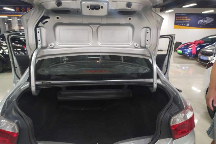 Used Citroen Elysee 2014 1.6L Manual Fashion Edition Trunk