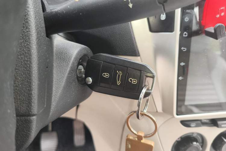 Used Citroen Elysee 2014 1.6L Manual Fashion Edition Vehicle Key