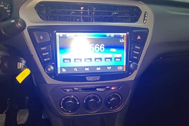 Used Citroen Elysee 2014 1.6L Manual Fashion Edition Audio And AC Panel